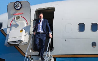 US Vice President JD Vance steps off while arriving on Air Force Two at Athens-Ben Epps Airport on April 14, 2026 in Athens, Georgia. (Chip Somodevilla/Pool via AP) US Vice President JD Vance steps off while arriving on Air Force Two at Athens-Ben Epps Airport on April 14, 2026 in Athens, Georgia. (Chip Somodevilla/Pool via AP)
