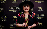 Israeli actress Hana Laszlo at the Israel Artists Association lifetime achievement awards ceremony, held at the culture center in Petah Tikva on November 22, 2022. (Avshalom Sassoni/Flash90)