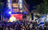 People celebrate Israel's 77th Independence Day in central Jerusalem, May 1, 2025. (Arie Leib Abrams/Flash90)