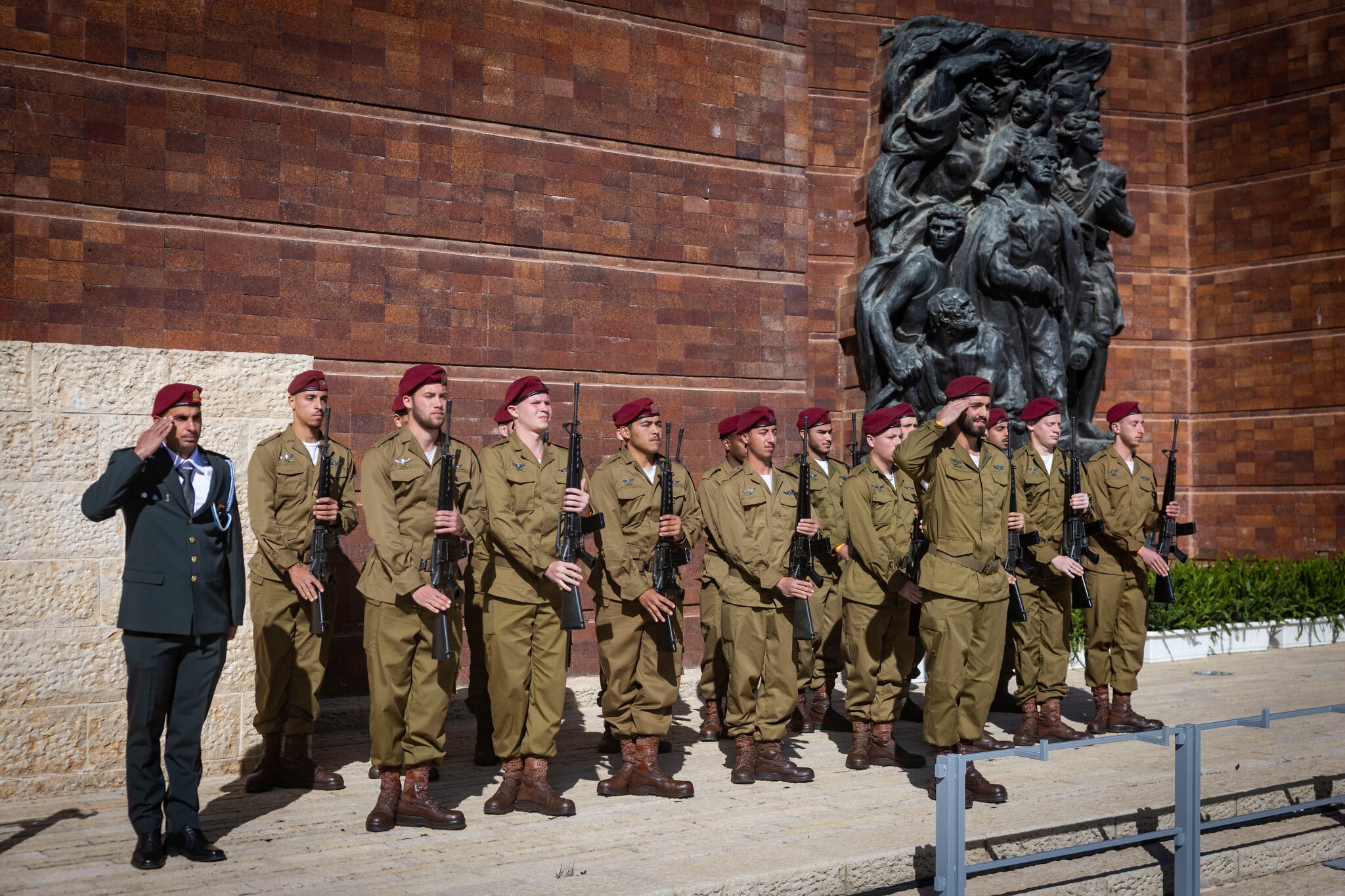 Sirens wail countrywide as Israel remembers Holocaust victims with state ceremonies