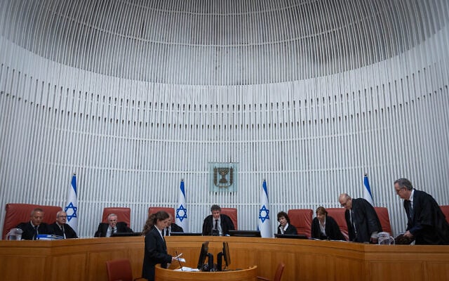 A court hearing at the Supreme Court in Jerusalem, April 15, 2026. (Yonatan Sindel/Flash90)