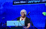 Liora Eilon speaks at a joint Israeli-Palestinian Memorial Day ceremony in Tel Aviv, April 20, 2026. (Avshalom Sassoni/ Flash90)