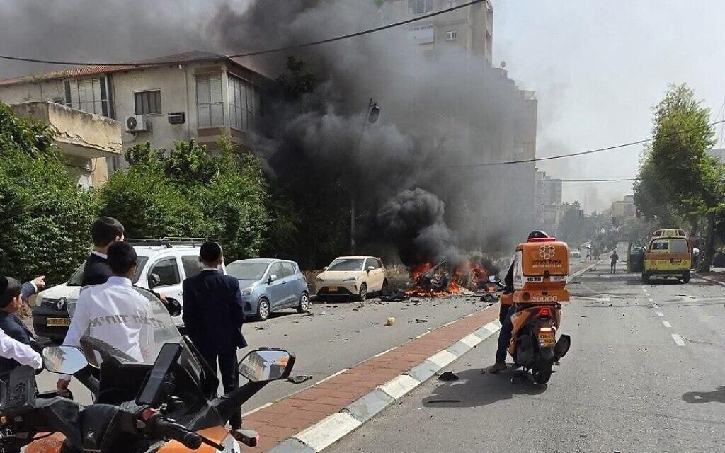 The scene of an impact in Ramat Gan following an Iranian missile attack, April 4, 2026 (Courtesy) The scene of an impact in Ramat Gan following an Iranian missile attack, April 4, 2026 (Courtesy)