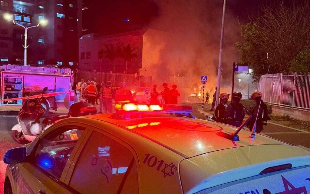 The scene of a rocket strike in Nahariya in northern Israel, April 16, 2026 (MDA)
