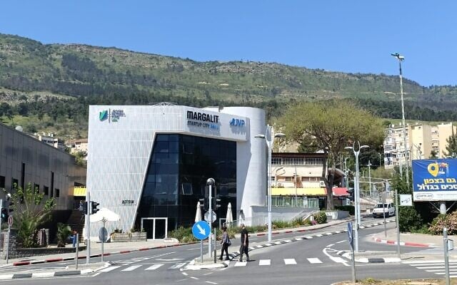 Post image 6