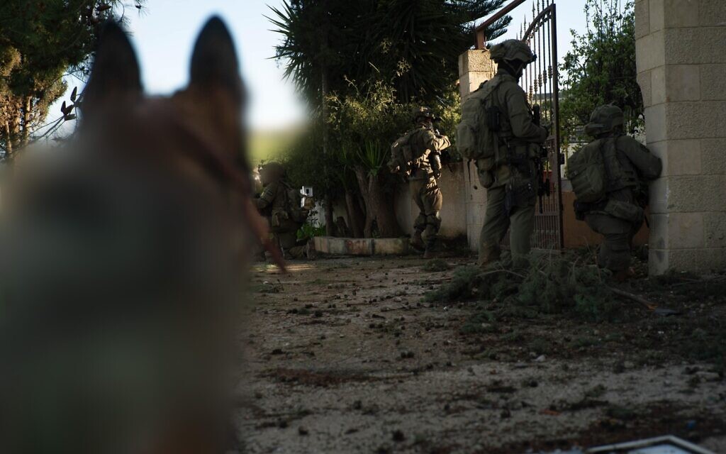 Soldiers of the 98th Division operate in the southern Lebanon town of Bint Jbeil, in a handout photo issued by the military on April 13, 2026. (Israel Defense Forces)
