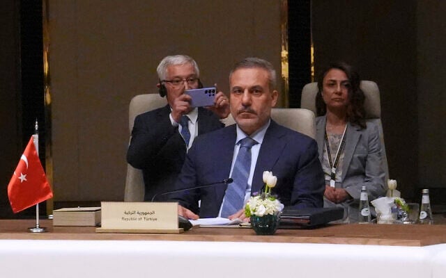 Turkey's Foreign Minister Hakan Fidan attending a consultative meeting of foreign ministers from a group of Arab and Islamic countries in the Saudi capital, Riyadh, on March 19, 2026. (Baraa Anwer/AP) Turkey's Foreign Minister Hakan Fidan attending a consultative meeting of foreign ministers from a group of Arab and Islamic countries in the Saudi capital, Riyadh, on March 19, 2026. (Baraa Anwer/AP)