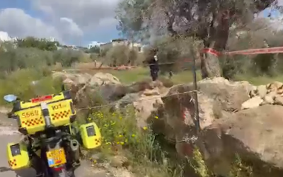 Paramedics arrive at the scene of a shooting in Yarka, a Druze village in northern Israel, on April 21, 2026. (Screenshot/Magen David Adom)