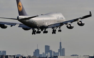Illustrative: A Lufthansa aircraft approaches the airport in Frankfurt, Germany, April 28, 2026. (Michael Probst/AP)