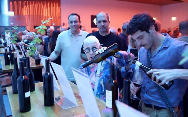 Attendees at the Sommelier Eshkol Hazahav wine award ceremony in Tel Aviv's Heichal Hatarbut on May 26, 2026 (David Silverman) Attendees at the Sommelier Eshkol Hazahav wine award ceremony in Tel Aviv's Heichal Hatarbut on May 26, 2026 (David Silverman)
