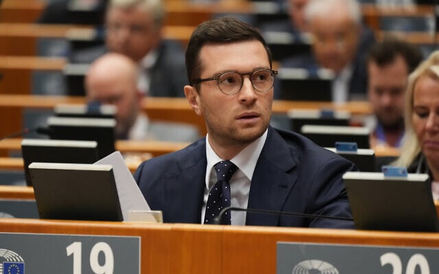 Member of European Parliament Jordan Bardella attends a commemoration on the 10th anniversary of the November 13, 2015, Paris attacks, at the European Paliament in Brussels, on November 12, 2025. (AP Photo/Virginia Mayo) Member of European Parliament Jordan Bardella attends a commemoration on the 10th anniversary of the November 13, 2015, Paris attacks, at the European Paliament in Brussels, on November 12, 2025. (AP Photo/Virginia Mayo)