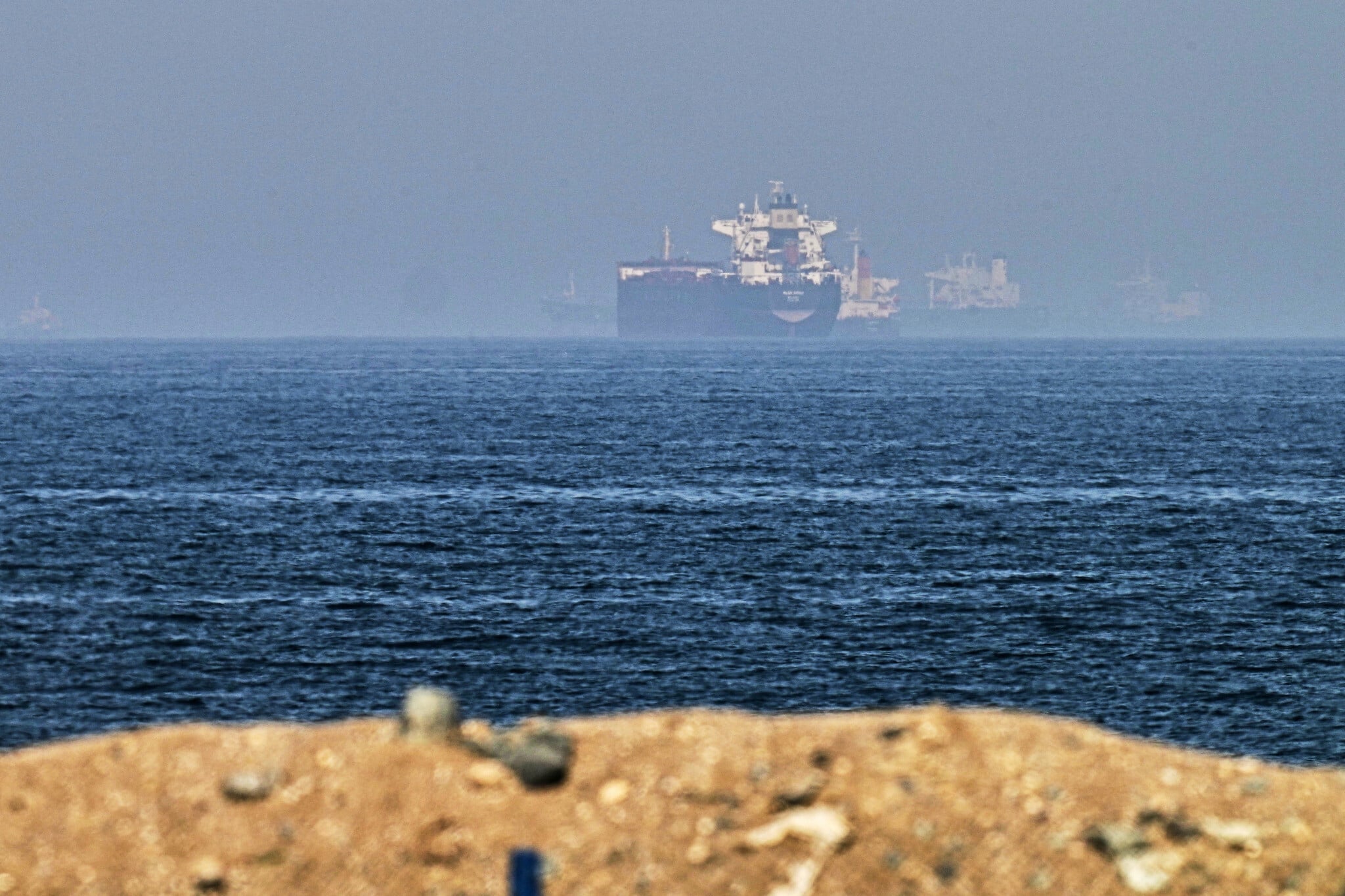 Iran says it hit American Navy ship attempting to pass Hormuz; US denies claim