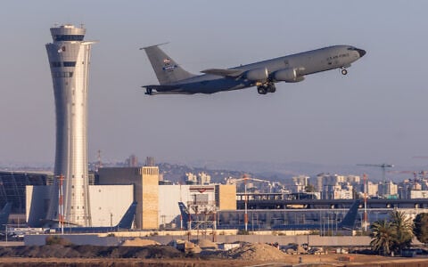 A US Air Force aircraft takes off at the Ben Gurion International Airport, May 24, 2026. (Yossi Aloni/Flash90)