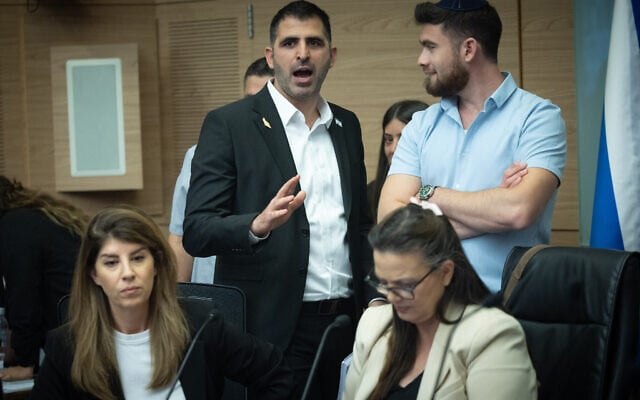 Minister of Communications Shlomo Karhi attends the Special Committee for the Communications Law at the Knesset on May 25, 2026. (Yonatan Sindel/Flash90)
