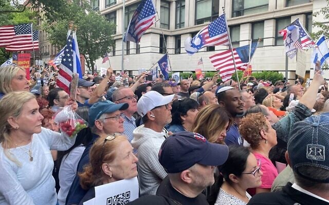 A Jewish community protest outside New York City Mayor Zohran Mamdani’s residence, May 26, 2026. (Luke Tress/Times of Israel)