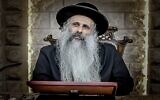 Rabbi Yosef Shoveli speaks in a sermon, uploaded on October 16, 2018. (YouTube screenshot/Arutz Hatorah)