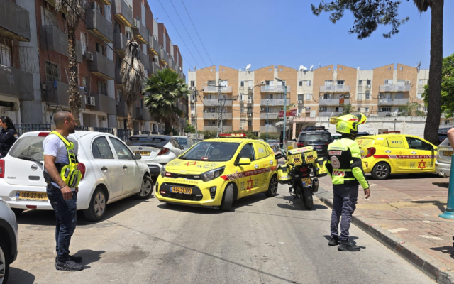 Paramedics arrive at the scene of a shooting that injured a 16-year-old boy in Lod on May 11, 2026. (Magen David Adom) Paramedics arrive at the scene of a shooting that injured a 16-year-old boy in Lod on May 11, 2026. (Magen David Adom)