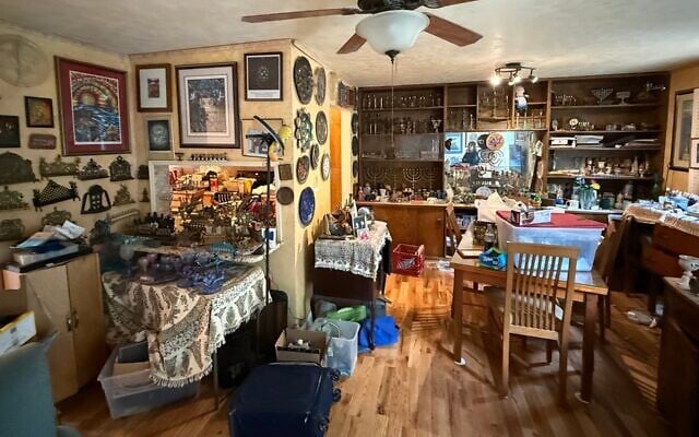 A photo of the interior of Deborah Brodie and Jay Brill's residence in Rockville, Maryland. (Jonathan Edelman via JTA)