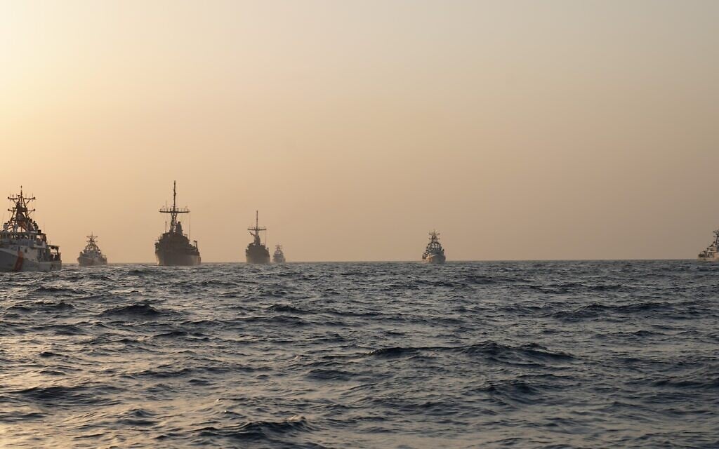 Illustrative: US Coast Guard Sentinel-class fast-response cutters and two Avenger-class mine countermeasures (MCM) ships sail together in the Gulf of Oman, Nov. 3, 2023 (US Navy courtesy photo)