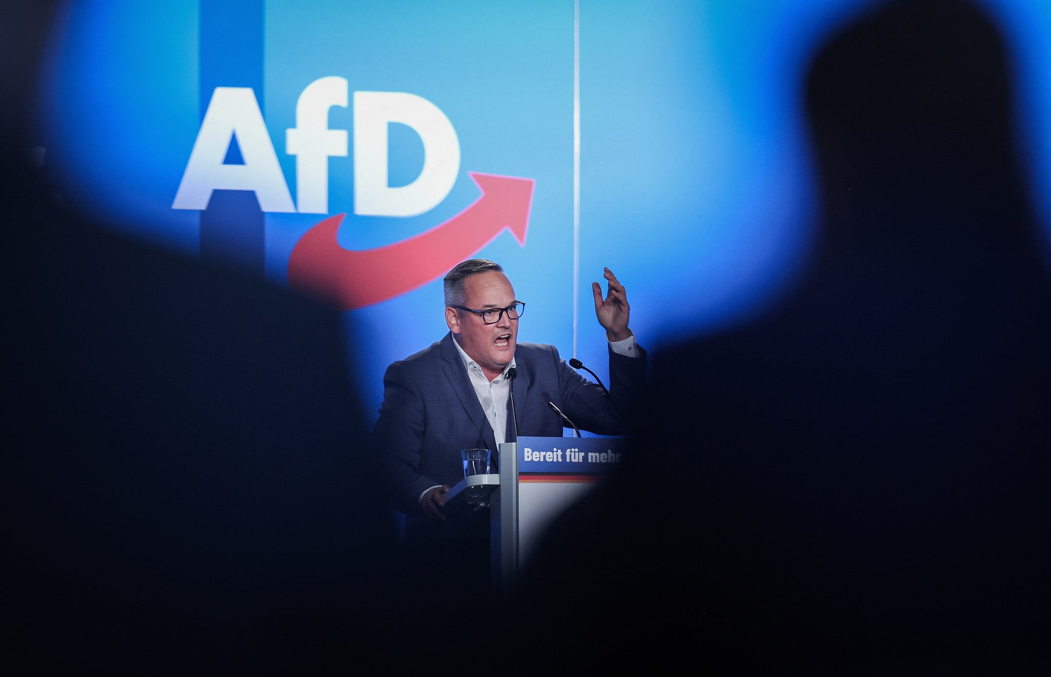 German far-right leader appears to make ‘Hitler salute' in photo as party surges