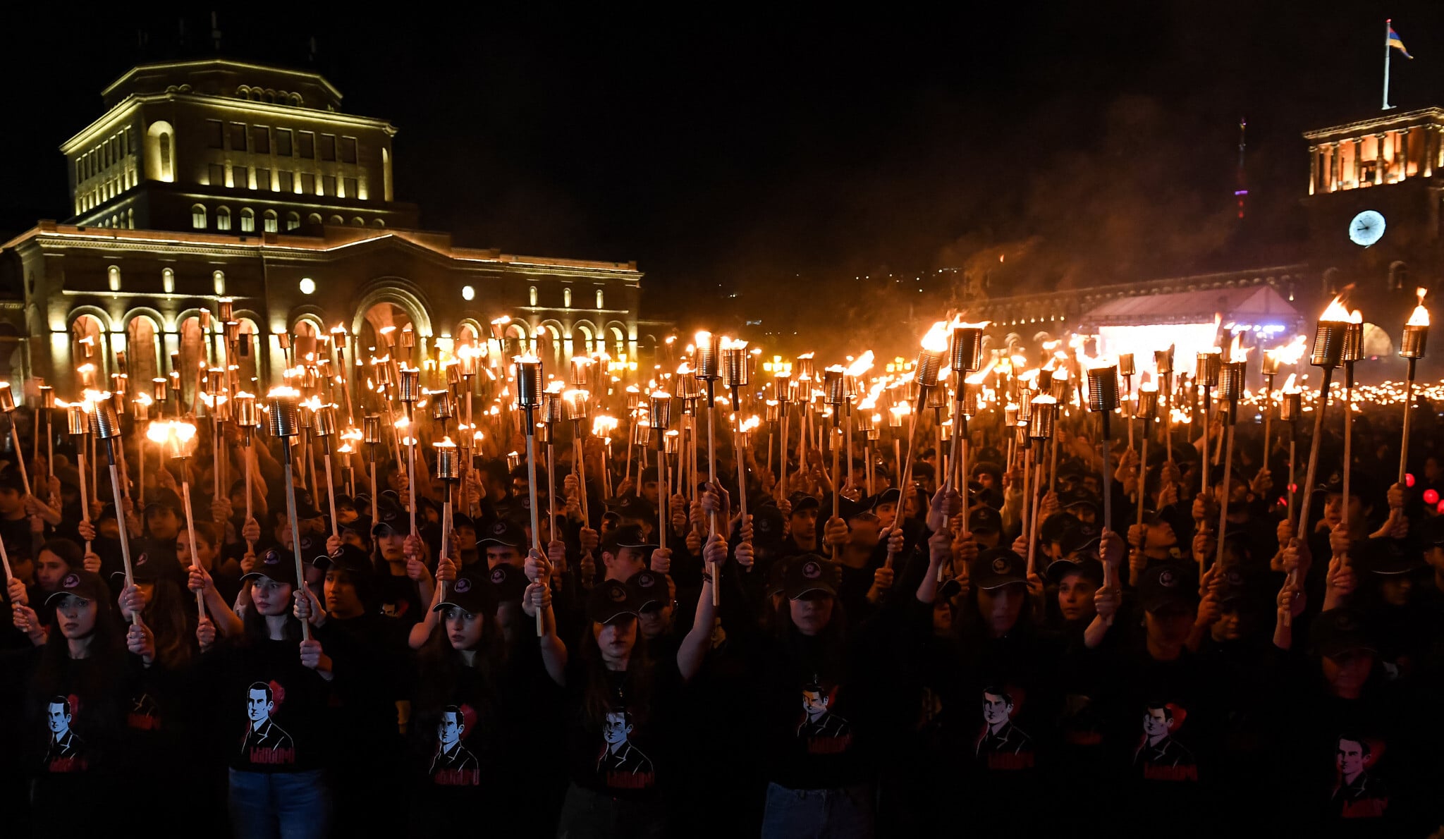 Government unanimously recognizes Armenian genocide, amid frosty ties with Turkey