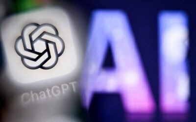 The letters AI, for artificial intelligence on a laptop screen, at right, next to the logo of the ChatGPT application on a smartphone screen, in Frankfurt am Main, Germany, September 1, 2025. (Kirill Kudryavtsev/AFP) The letters AI, for artificial intelligence on a laptop screen, at right, next to the logo of the ChatGPT application on a smartphone screen, in Frankfurt am Main, Germany, September 1, 2025. (Kirill Kudryavtsev/AFP)