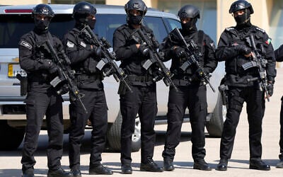 Illustrative: Members of Jordanian special forces guard at the airport upon the departure of a US delegation, in Amman, Jordan, October 13, 202. (AP Photo/Jacquelyn Martin, Pool) Illustrative: Members of Jordanian special forces guard at the airport upon the departure of a US delegation, in Amman, Jordan, October 13, 202. (AP Photo/Jacquelyn Martin, Pool)