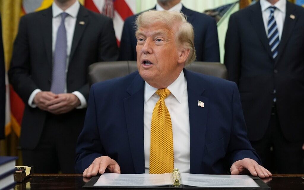 US President Donald Trump speaks in the Oval Office of the White House during an executive order signing about quantum computing, June 22, 2026, in Washington. (AP Photo/Jacquelyn Martin)