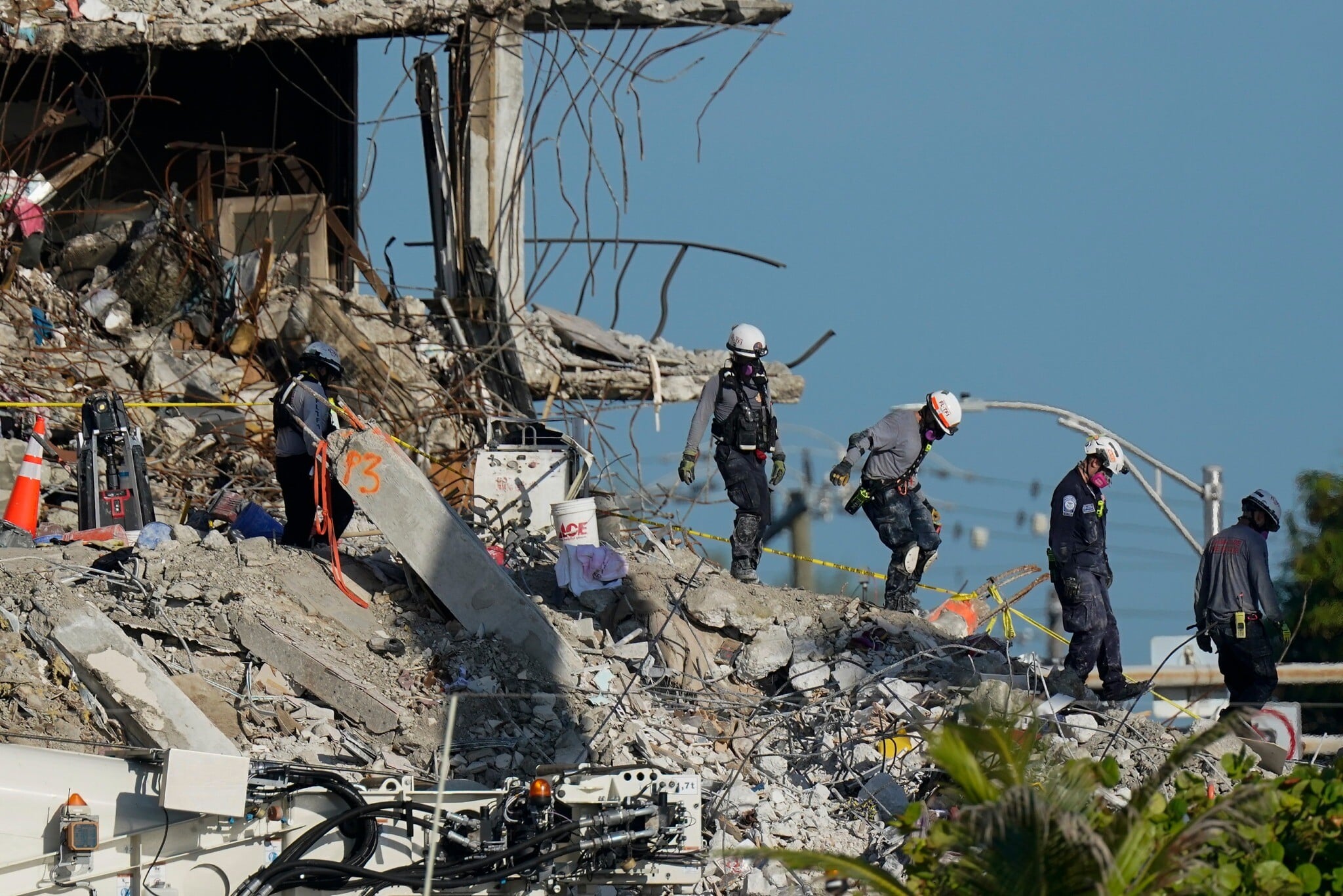 Florida’s collapsed Champlain Towers South were not built to standard, probe finds