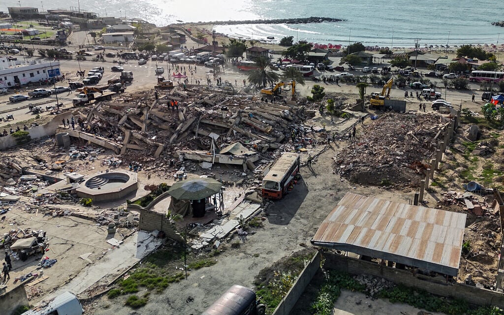 Buildings are collapsed along the coast in Caraballeda, La Guaira state, Venezuela, June 28, 2026, after earthquakes. (Miguel Medina, Pool photo via AP)
