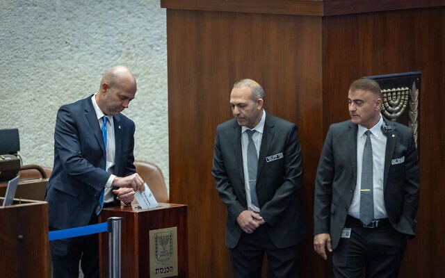 Knesset Speaker Amir Ohana votes for the next state comptroller at the plenum of the Knesset, in Jerusalem, June 3, 2026 (Yonatan Sindel/Flash90)