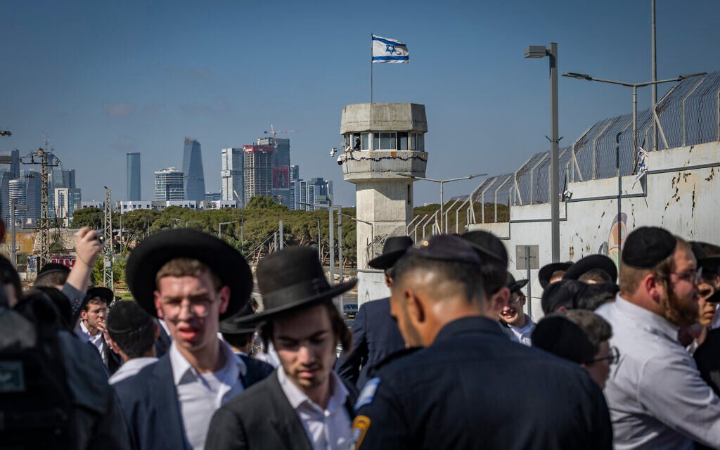 Ultra-Orthodox Jewish protesters demonstrate in Tel Aviv on June 10, 2026. (Chaim Goldberg/Flash90)
