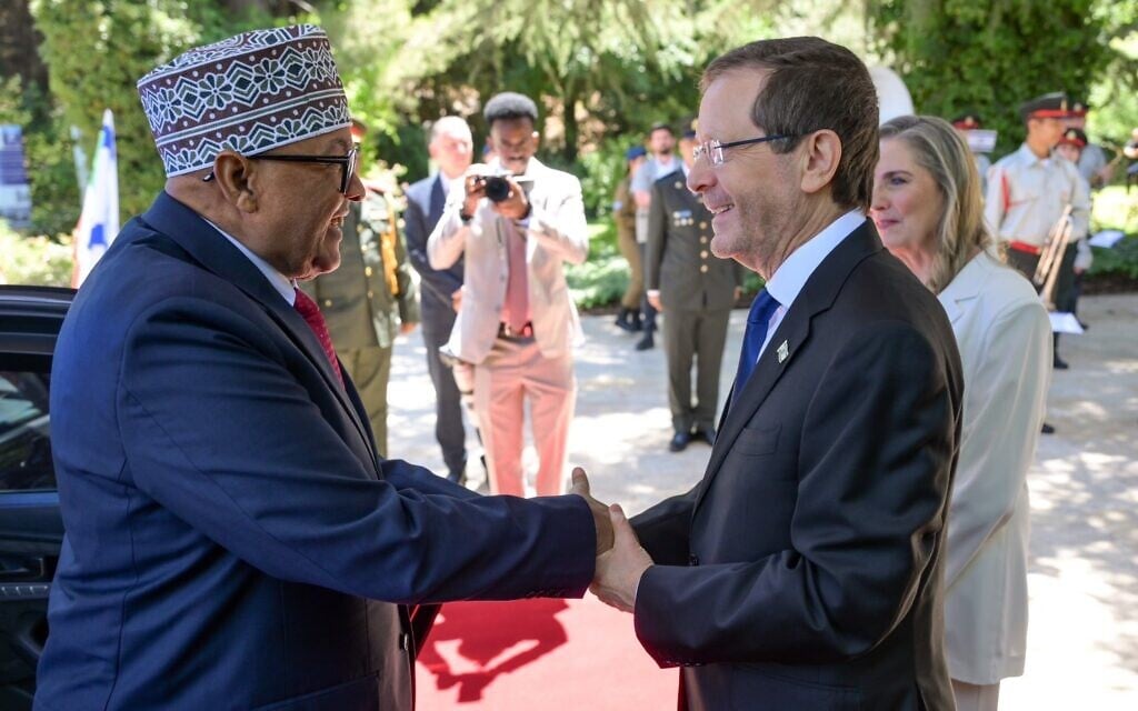 Somaliland President Abdirahman Mohamed Abdullahi is greeted by President Isaac Herzog at the President's Residence in Jerusalem, June 14, 2026 (Ma'ayan Toaf/GPO)