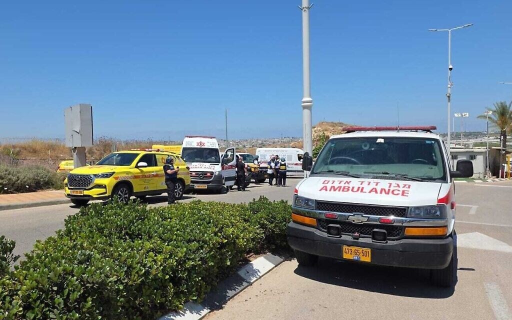 Medics work the scene of a terrorist shooting near Tzur Yitzhak, in central Israel, on June 7, 2026. (Magen David Adom)
