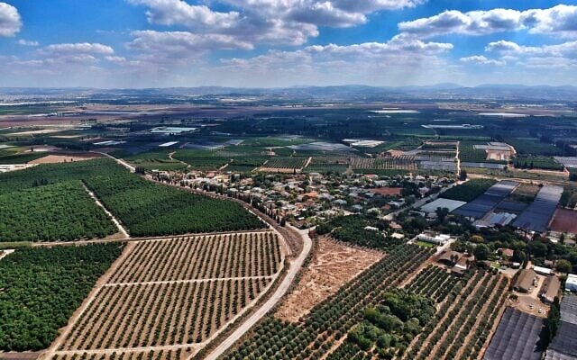 Aerial view of Emek Hefer. (Guy Shmueli) Aerial view of Emek Hefer. (Guy Shmueli)