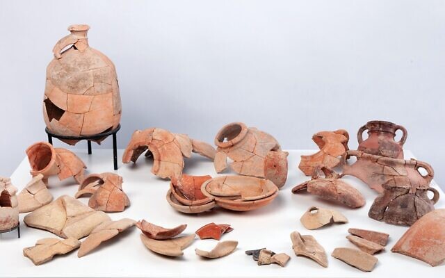 Ceramics found at Tel Hadid (Sasha Flit, Tel Aviv University)