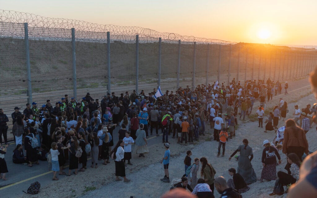 Ministers join settler activists on march through closed military zone to Gaza border