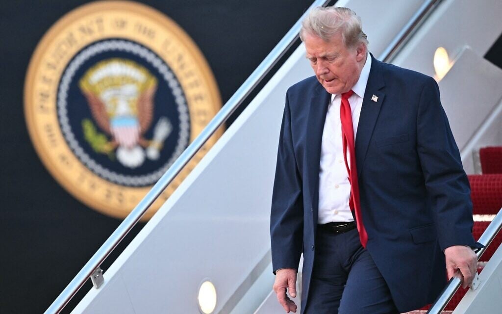 Trump vows to make Iran ‘pay’ for killing soldiers as US official says talks ongoing