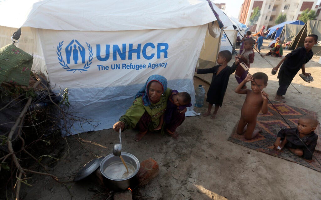 US mulls cutting ties with UN refugee agency, prompting diplomatic flurry — sources