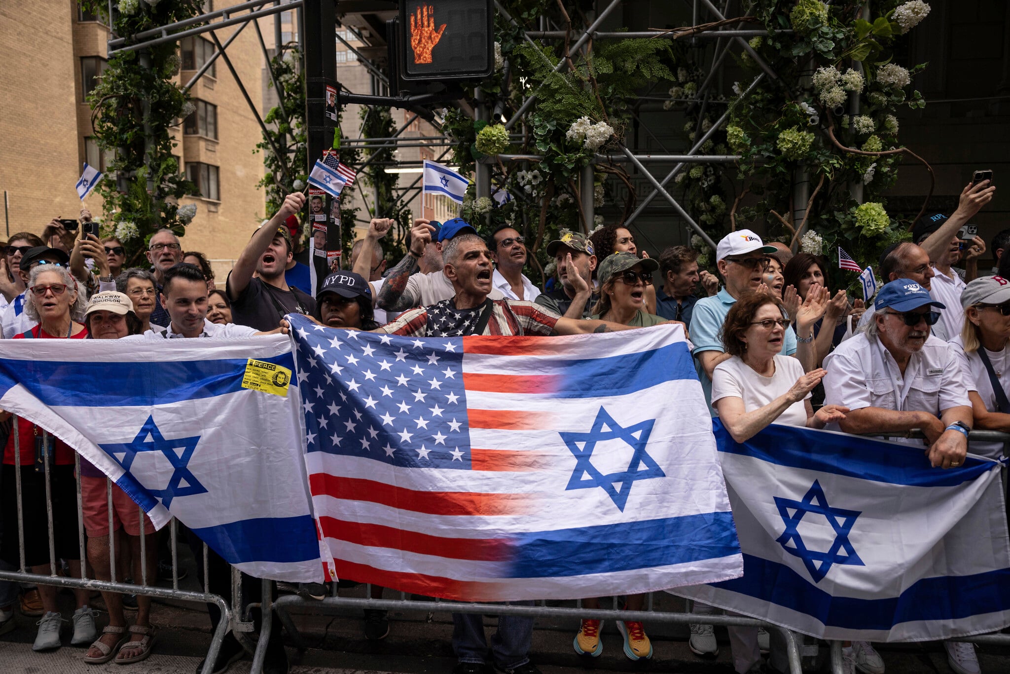 Poll reveals sharp differences on Israel between religious, secular US Jews