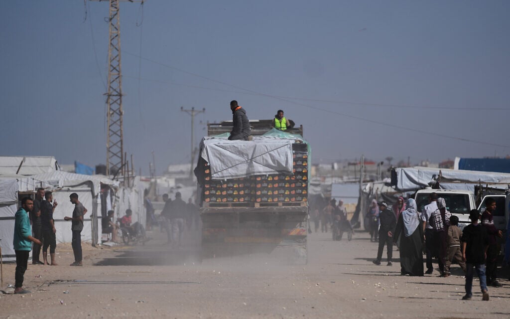 UN official says Hamas obstructing Gaza aid: ‘Dangerous pattern of intimidation, violence’
