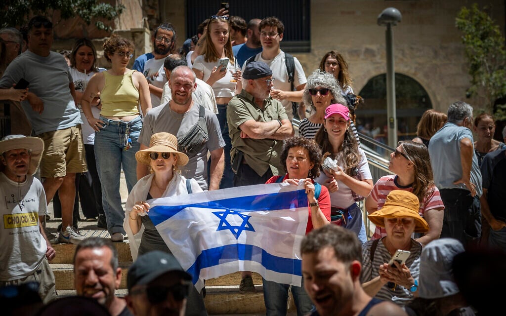 Secular people demonstrate in support of a cafe that opens on Shabbat in central Jerusalem, July 11, 2026. (Yonatan Sindel/Flash90) Secular people demonstrate in support of a cafe that opens on Shabbat in central Jerusalem, July 11, 2026. (Yonatan Sindel/Flash90)