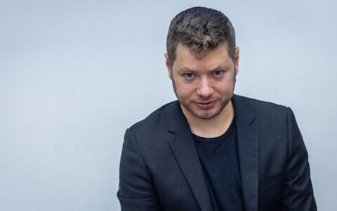Yair Netanyahu at a court hearing on his request for a restraining order against Haaretz journalist Uri Misgav at the Jerusalem District Court in Jerusalem, July 15, 2026. (Chaim Goldberg/Flash90)