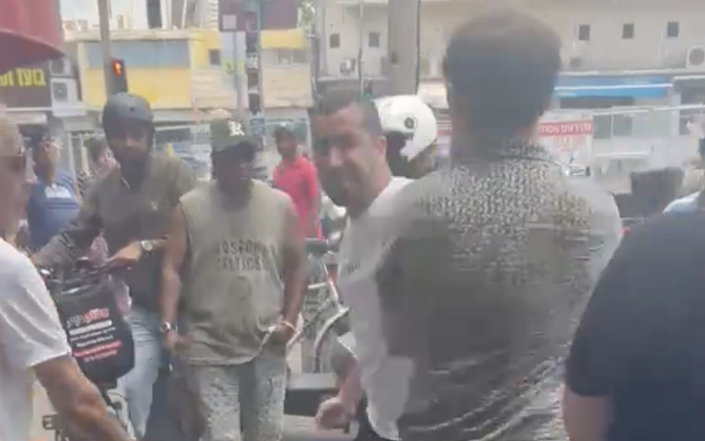 Police arrest 2 for allegedly attacking Democrats party activists in south Tel Aviv