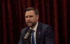US Vice President JD Vance appears on Joe Rogan's podcast onJuly 15, 2026. (Screen capture/X)