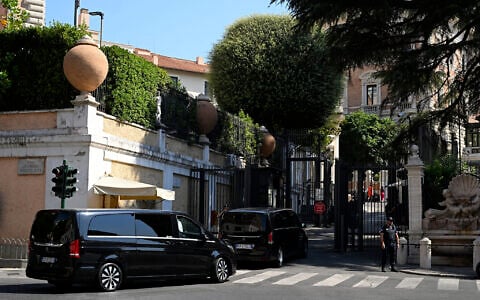 A motorcade arrives for a new round of talks between Lebanese and Israeli delegations at the US Embassy in Rome, Italy on August 4, 2026. (Tiziana FABI/AFP)