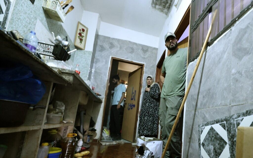 Palestinian shot dead trying to stab soldier; was father of terrorist who killed 3 in TLV