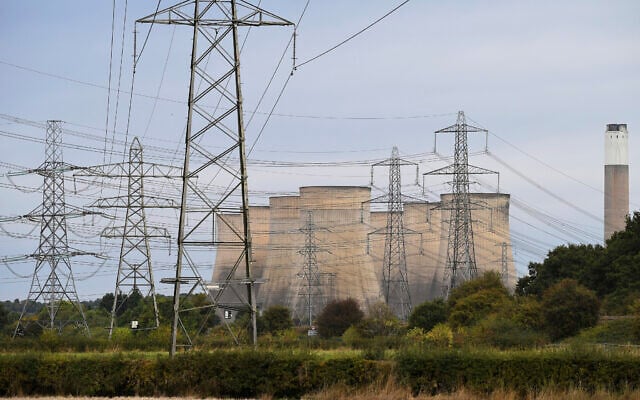 Illustrative: General view of Ratcliffe-on-Soar power station in Nottingham, England, September 29, 2024. (AP Photo/ Rui Vieira) Illustrative: General view of Ratcliffe-on-Soar power station in Nottingham, England, September 29, 2024. (AP Photo/ Rui Vieira)