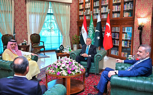 In this photo, released by the Pakistan Ministry of Foreign Affairs, from left, Egyptian Foreign Minister Badr Abdelatty, Saudi Arabia’s Foreign Minister Prince Faisal bin Farhan Al-Saud, Pakistan’s Foreign Minister Ishaq Dar and Turkish Foreign Minister Hakan Fidan attend a meeting to discuss Middle East war, in Islamabad, Pakistan, March 29, 2026. (Pakistan Ministry of Foreign Affairs via AP)