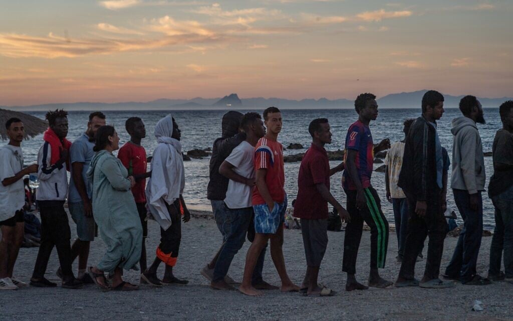 Hundreds of underage migrants stuck in Ceuta after border breach